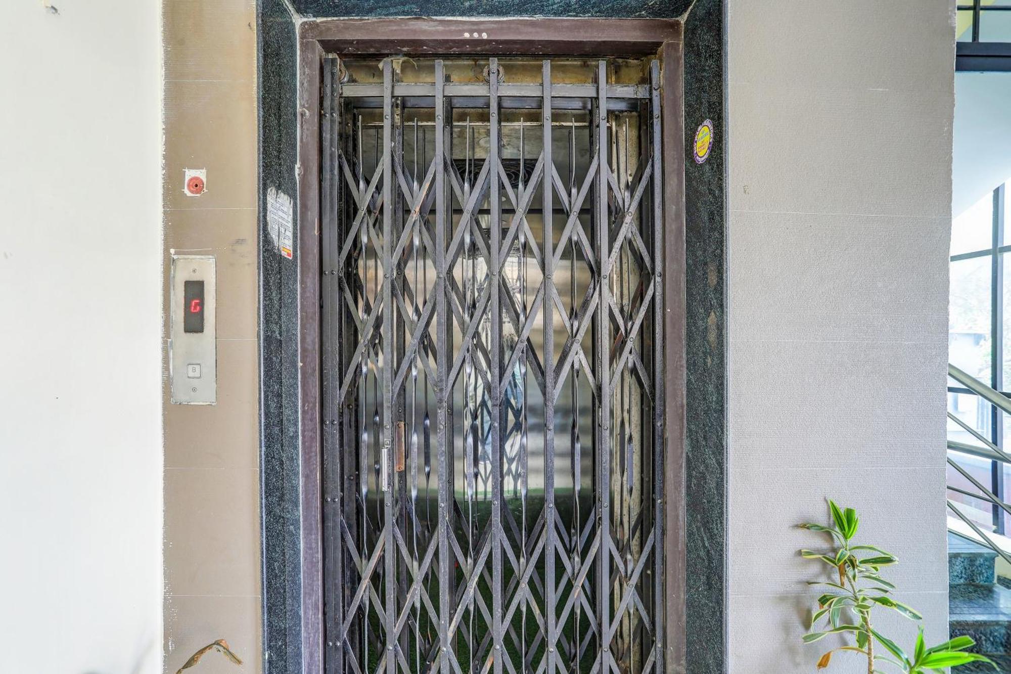 Flagship Hotel Suhana Grand Χιντεραμπάντ Εξωτερικό φωτογραφία